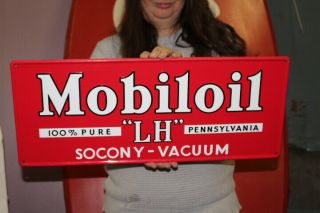 Mobil Mobiloil Socony - Vacuum Motor Oil Gas Station 24 " Embossed Metal Sign