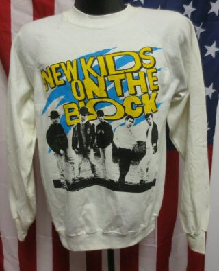 Kids On The Block Nkotb Medium Crewneck Sweatshirt Vintage Retro Vtg Band