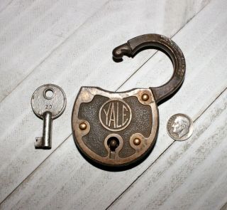Vtg Antique Yale And Towne All Brass Lever Padlock Lock & With Hollow Barrel Key