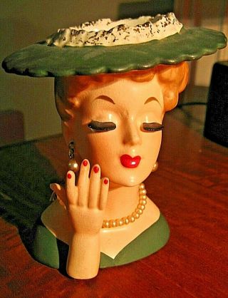 Vintage 1958 Lady Head Vase Napco C3343c Green Dress & Hat Pearls Eyelashes 4.  5 "