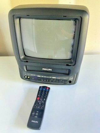 Philips Tv/vcr Combo Retro Gaming Vintage Color 9 " Travel,  Remote Ccc090at01