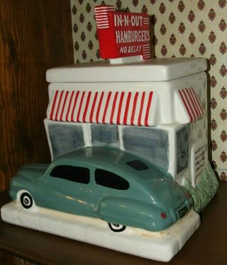 In - N - Out Hamburgers Ceramic Kitchen Canister Cookie Jar With Box