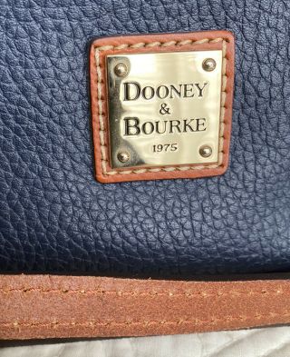 Vintage Dooney And Bourke Crossbody Leather Bag
