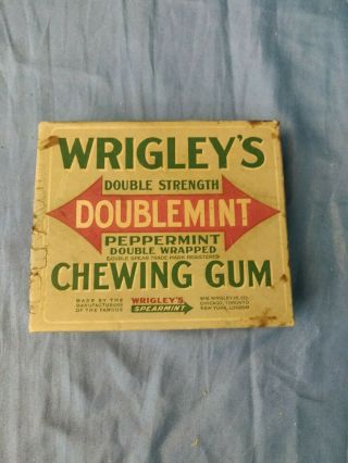 Vintage Box Wrigley’s Doublemint Chewing Gum with packs 2