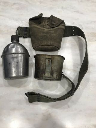 Ww2 Wwii Us Military Belt With Canteen Cup And Cover 1942 - 1944 Army ? Marines?