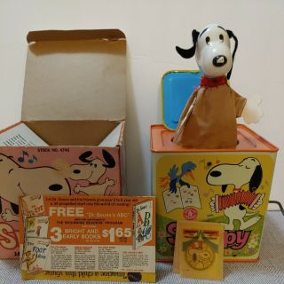 Vintage 1966 Mattel Snoopy Jack In The Box With Box