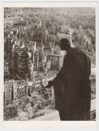 1946 Bombed Out Dresden Germany By Richard Peter: Double Weight Gs Fiber Print