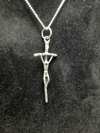 Vintage 925 Sterling Silver Decorative Crucifix Cross Pendant Necklace 18 "