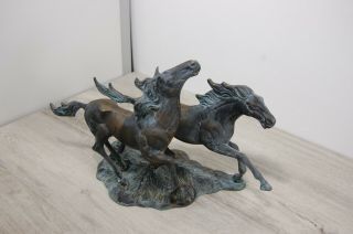 Art Deco Hot Cast Bronze Two Wild Stallions Statue Sculpture Unsigned Pre - Owned
