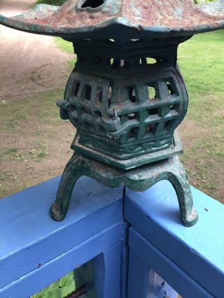 Vintage Cast Iron Pagoda Lantern Lamp Candle Holder 3 Roof Top Hearts 10 