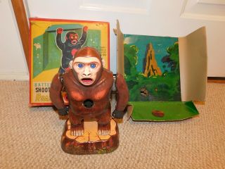 Vintage Modern Toys Battery Operated Tin Shooting Gallery Roaring Gorilla W/ Box