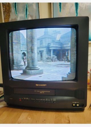 Vintage 1999 Sharp 13 " Tv Vcr Combo Crt Retro Gaming 13vt - L100 Black 592080
