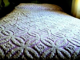 Vtg Twin/full 100x91 Chenille Bedspread Purple / Lavender W Fringe Vgc