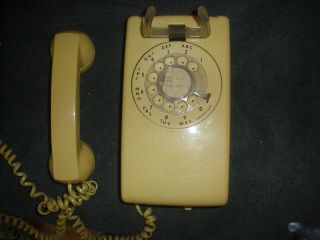 Vintage Itt Harvest Gold Wall Mount Rotary Dial Phone