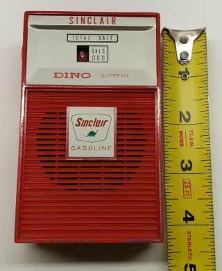 Sinclair Gasoline Dino Transistor Radio Vintage Gas Pump Box and holder 3