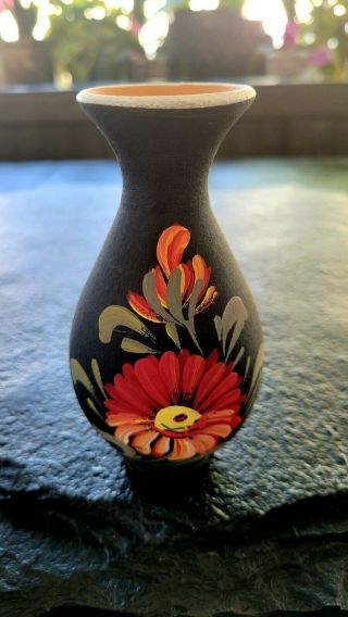 Studio Art Clay Pottery Hand Painted Floral Bud Vase 4.  4 " Mexican