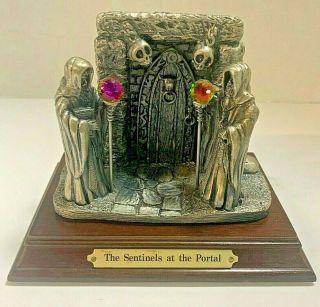 Tudor Myth And Magic The Sentinels At The Portal Collector Statue W/ Box