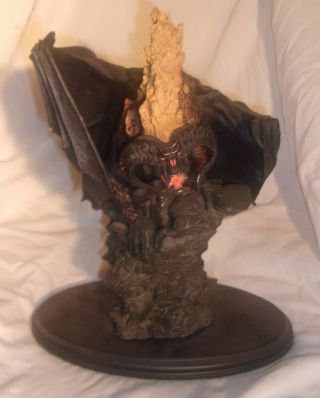 Sideshow Weta Lord Of The Rings Balrog Flame Of Udun Figure Has Some Light Wear