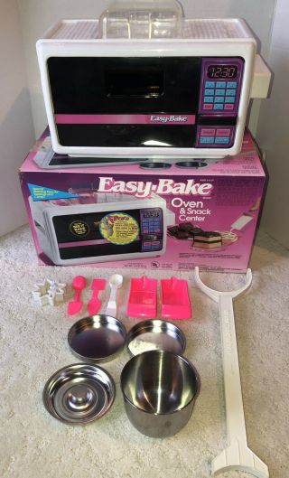 Vintage Easy Bake Oven And Snack Center And Accessories Kenner 1992