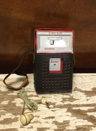 Vintage Sinclair Dino Supreme Red Plastic A M Transistor Radio 600 W/Case - 3