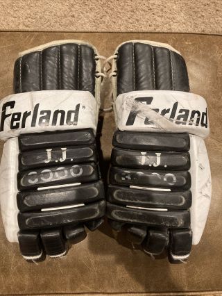 Vintage Ferland 3000 Safety Thumb Black Hockey Gloves Heavily
