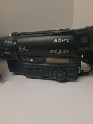 Vtg Sony 64x Digital Zoom Video 8 Handycam,  Case Model Ccd - Tr67 W/remote
