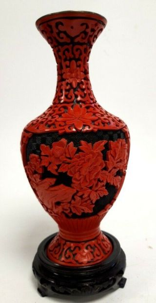 Vintage Chinese Cinnabar Red & Black Lacquer Vase With Plinth 214