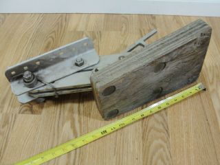 Vintage Marine Wood Block Outboard Auxiliary Kicker Motor Mount 1.  75 " Thick (b)