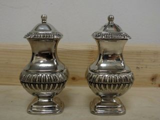 Silver Plate Cruet Set Salt & Pepper Pots Made In England (hol)