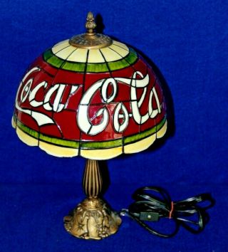 Vintage Coca - Cola Tiffany Style Stained Glass Look Plastic Shade Desk Lamp - L@@k