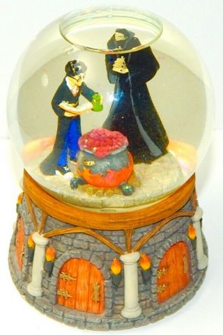 2001 Harry Potter Enesco Hungarian Dance 5 Snape & Harry Musical Snow Globe