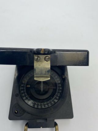 WW2 Magnetic Marching Compass - English - Bakelite - Mark 1 - T.  G.  Co.  Ltd.  - 2