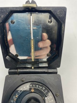 WW2 Magnetic Marching Compass - English - Bakelite - Mark 1 - T.  G.  Co.  Ltd.  - 3
