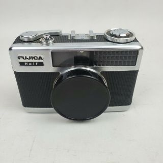 Vintage Fujica Half Frame 35mm F/2.  8 Camera With Seikosha - L Fujinon 1:2.  8 Lens