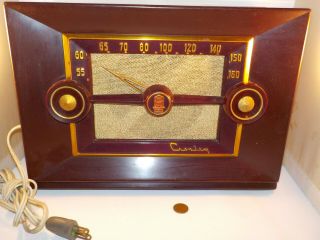 1954 - Vintage (bakelite) Maroon " Crosley E - 20 Mn " Tube Radio