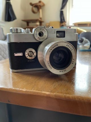 Vintage Argus C44 35mm Film Camera F2.  8 50mm Lens With Leather Case