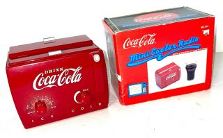 Vintage Coca Cola Mc194 Mini Cooler Radio Am/ Fm Radio,  Tv Bands 1991