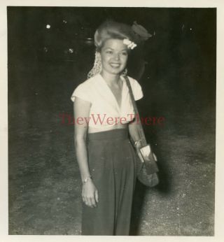 Wwii Photo - Actress / Singer Frances Langford At Uso Show - 2