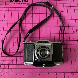 Zeiss Ikon Ikonta 35 Vintage 35mm Film Camera W/ Xenar 45mm F/2.  8 Lens And Case