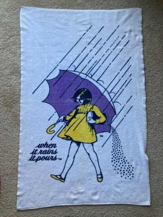 Vintage Morton Salt Girl " When It Rains It Pours " Beach Bath Towel Vtg Umbrella