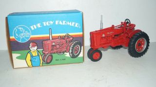 1991 Farmall M - Ta Diecast Ertl Usa Toy Farmer 1/16 Tractor Nat 