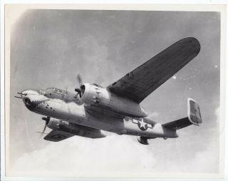 Wwii Us Aaf Photo - N.  American B - 25 Mitchell In Flight