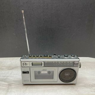 Vintage Sanyo M1950f Boombox Cassette Player Am Fm - Needs Belts