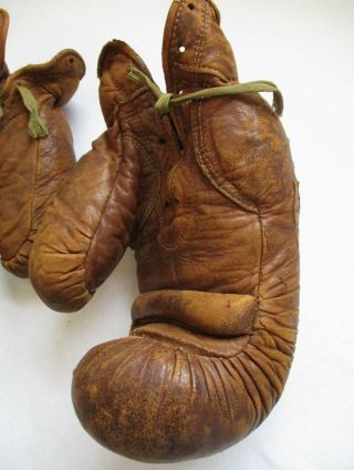 Antique Boxing Gloves Leather Vintage Lace Up Brown Early 1900s Boxing Gloves 3