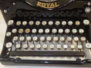1926 ROYAL MODEL 10 TYPEWRITER FULLY RECONDITIONED & IN PERFECT ORDER 3