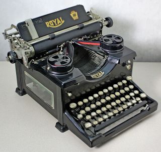 Royal Typewriter Model 10 Glass Panel Antique 3