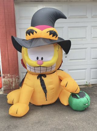 Garfield Witch - Airblown Inflatable Rare 6 Ft Halloween - Gemmy