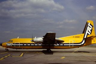 35mm Colour Slide Of Tat Fairchild - Hiller Fh - 227b F - Gdah In 1982