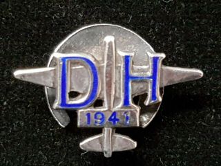 Vintage De Havilland Aircraft Co Production Workers Silver Badge 1941