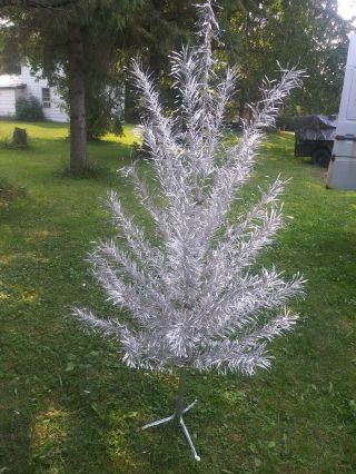 Vintage Mirro Aluminum Christmas Tree 6 Foot T - 8376